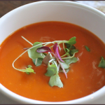 子どもも飲める程よいピリ辛スープの作り方